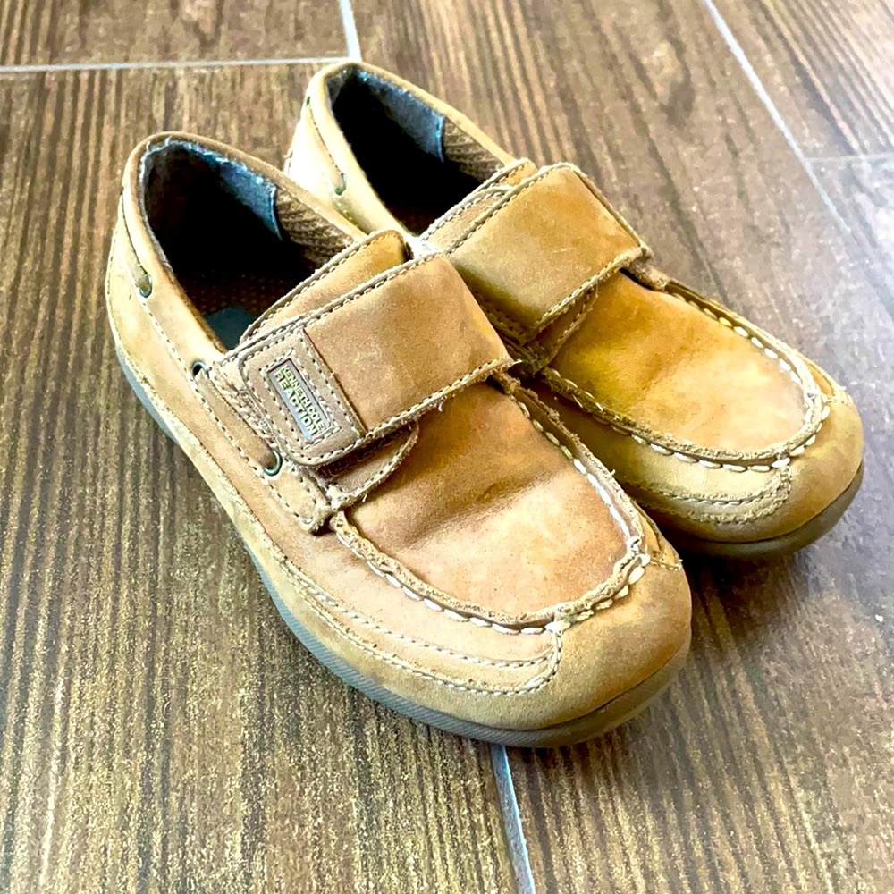 Boys shoes size 10 by Kenneth Cole Reaction